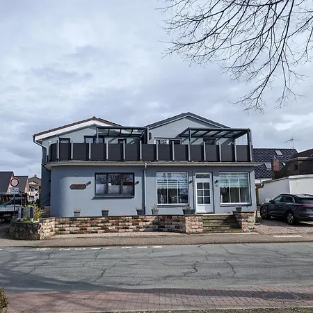 Am Ententeich Bergstraße 15